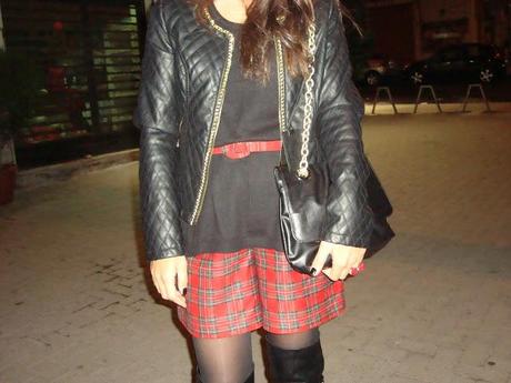 OUTFITS: DECEMBER AND TARTAN TIME