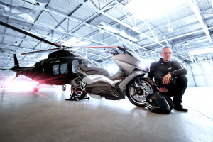 Ludovic Lazareth presenta il TMAX Hyper Modified