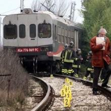 Vagone ferroviario deraglia a Frascati