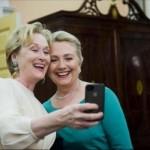 Meryl Streep e Hillary Clinton: foto insieme davanti all’iPhone