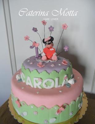 Baby Minnie sulla torta