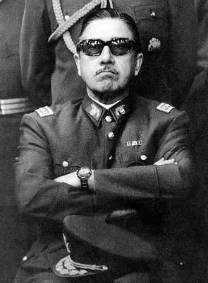 Augusto Pinochet.