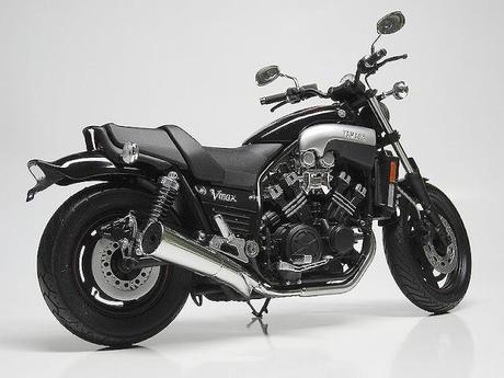 Yamaha V-Max 1200 by Max Moto Modeling