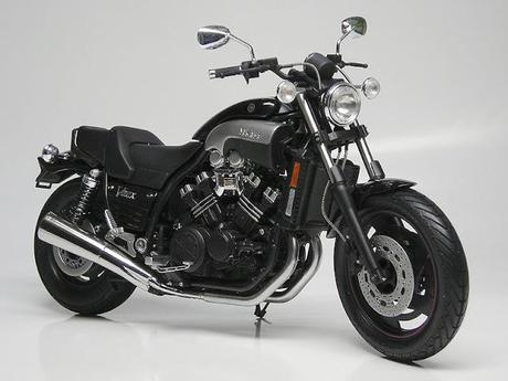 Yamaha V-Max 1200 by Max Moto Modeling