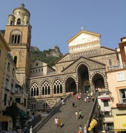  Duomo di Amalfi dedicata a Sant’Andrea risalente al IX sec