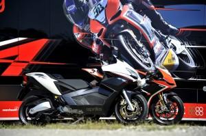 La nuova versione dell’Aprilia SRV 850 è stata dotata di ABS e ATC