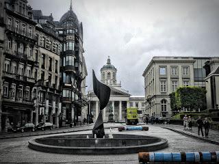 Bruxelles: la Grand Place, i Maestri Fiamminghi, i fumetti e l'Europa