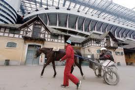 C’è un cadavere all’Ippodromo di Milano