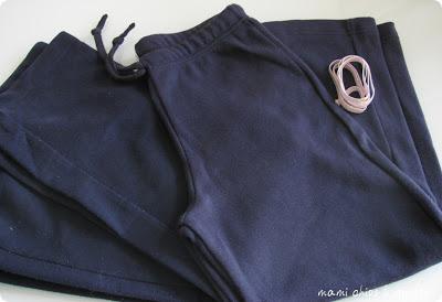 accorciare i pantaloni senza cucire