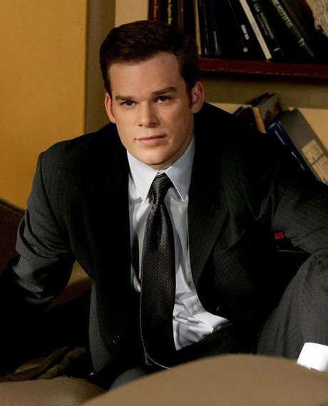 una immagine di Michael C. Hall 620x769 su Six Feet Under: Visioni Anticonvenzionali sulla Morte