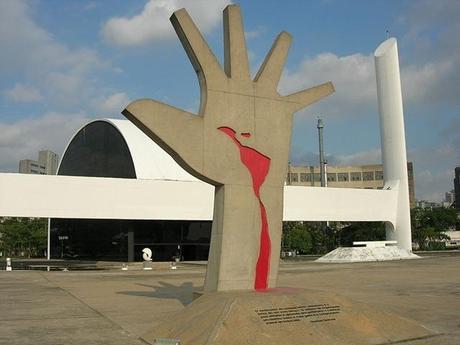 Mão-Niemeyer