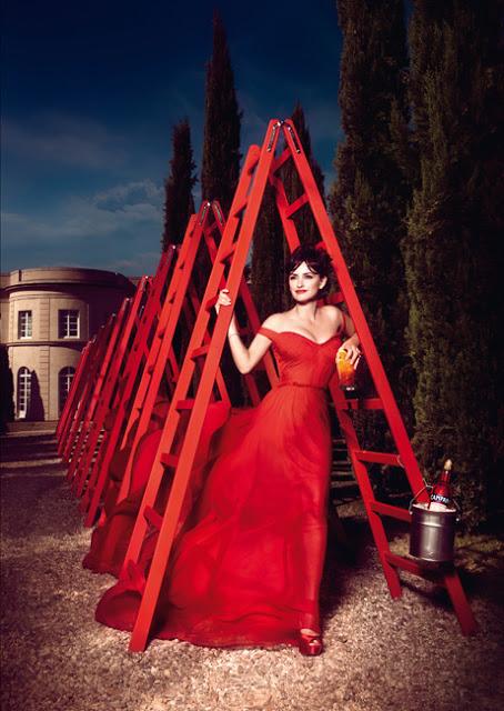 CALENDARIO CAMPARI 2013,DONNE E SUPERSTIZIONE