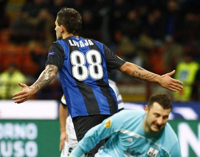Inter-Neftci 2-2, una doppietta di Livaja non basta ai nerazzurri