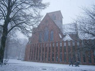 Sankt Nikolaus con la neve