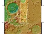 Marte, Charitum Montes: ghiaccio ricopre aspre vette vicino cratere Gale