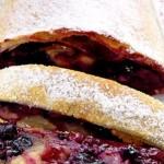 Ricette di dolci: strudel con ricotta e ribes