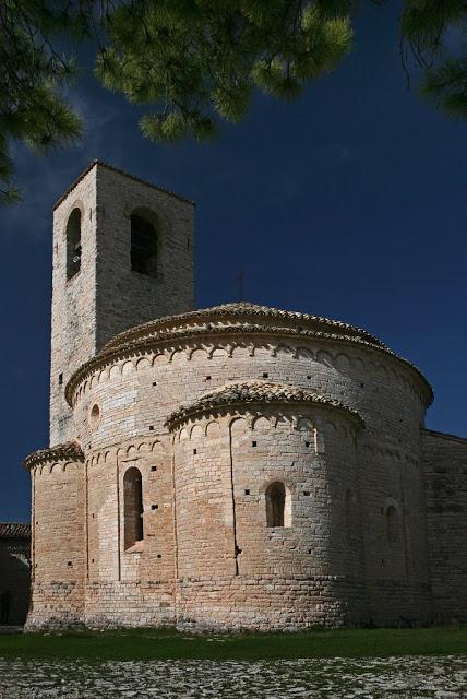 Scoperte preziose nel verde delle Marche