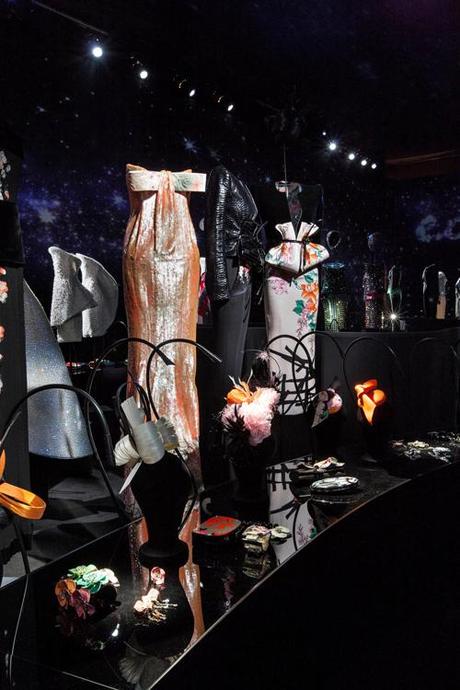 RE GIORGIO SI METTE IN MOSTRA!