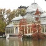 lago e palazzo di cristallo