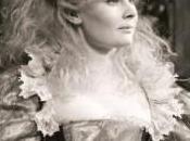 dicembre: your pardon Milady