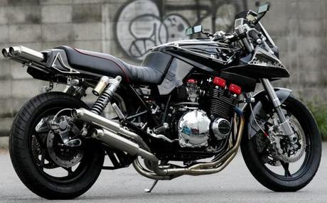 Suzuki GSX 1100 S Katana by Custom Bike Light