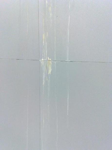 Quanti mesi sono passati dall'inaugurazione? Ecco, la stazione Conca d'Oro della Metro B1 è ridotta da buttare