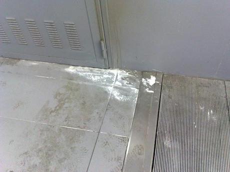 Quanti mesi sono passati dall'inaugurazione? Ecco, la stazione Conca d'Oro della Metro B1 è ridotta da buttare