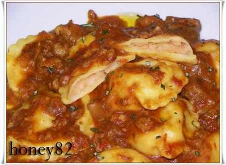 TORTELLI DI PATATE CON RAGù AI FUNGHI PORCINI