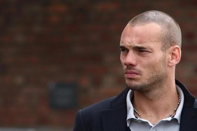 Sneijder sempre più vicino al Psg che non molla Pastore