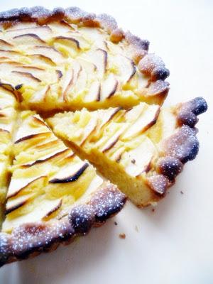 CROSTATA MELE e MANDORLE