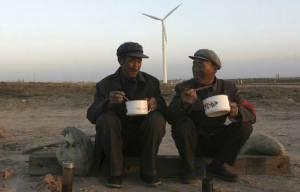 china_workers_wind_turbine__49238