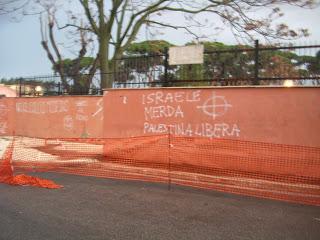 I LICEI DI ROMA TRASUDANO OSCENITA': ECCO COME NASCONO I GIOVANI ROMANI, COME IN UNA SELVA POPOLATA DA ANIMALI SELVATICI