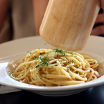 Altro che dieta mediterranea, italiani pesano troppo. I più grassi in Puglia