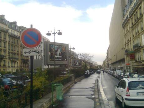 Parigi. Qualche foto utile per i nostri riferimenti. La normalità, la dignità, il rispetto a due ore d'aereo da qui