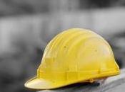 Cade traliccio Operaio muore lavoro