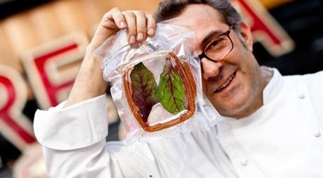 Per le Feste 2012 Costa Crociere porta in tavola l’Italia con lo chef Massimo Bottura