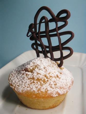 Piccoli muffin delicatissimi alla passata di mela e frutti di bosco