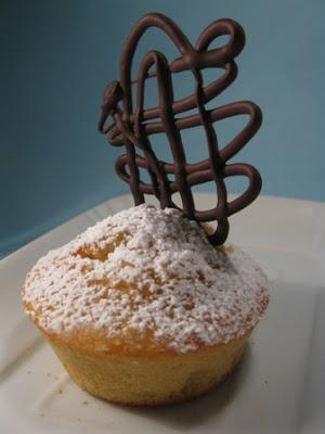 Piccoli muffin delicatissimi alla passata di mela e frutti di bosco