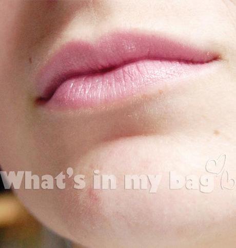 A close up on make up n°123: Revlon, Colorburst Lip butter n°080 strawberry shortcake