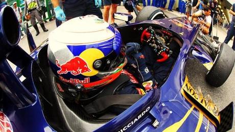 toro rosso ricciardo brasile 2012