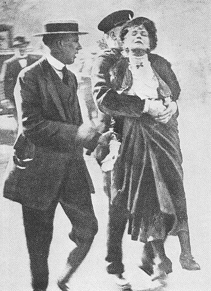 434px-Emmeline_Pankhurst_Arrested_1914
