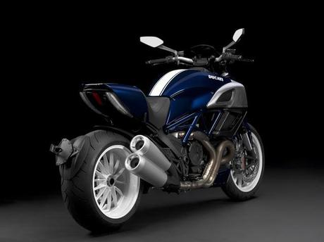 Ducati Diavel 2013