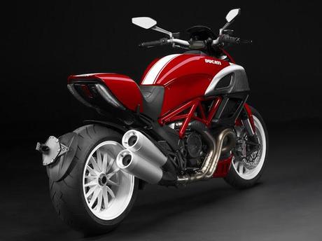 Ducati Diavel 2013