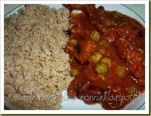 Cuscus di farro con sugo di seppie e piselli (12)