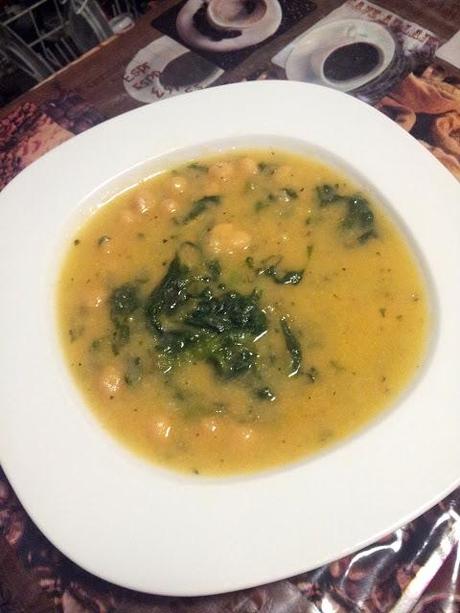 Ceci in zemin, alla euge - Soupe de pois chiche et bettes - Soup of chickpeas and chards