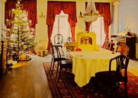 una immagine di Interno casa dei Buddenbrook a Natale 620x439 su Thomas Mann: Natale in Casa Buddenbrook