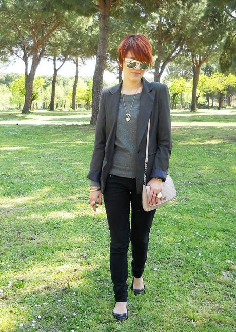 La Ragazza dai Capelli Rossi: Fashion Blogger con forma a Clessidra