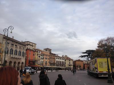 L'officina di bellezza: più che blogger Amiche!!!!