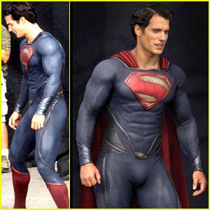 ARRIVA IL NUOVO SUPERMAN CON HENRY CAVILL NEI SUOI PANNI: UNA DOMANDA... CHI CAZZO è HENRY CAVILLE? BOH VEDIAMO DI SCOPRIRLO