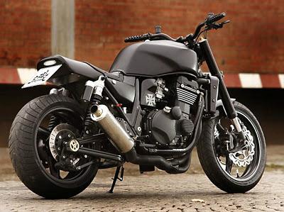 ZRX1200 Retrofighter